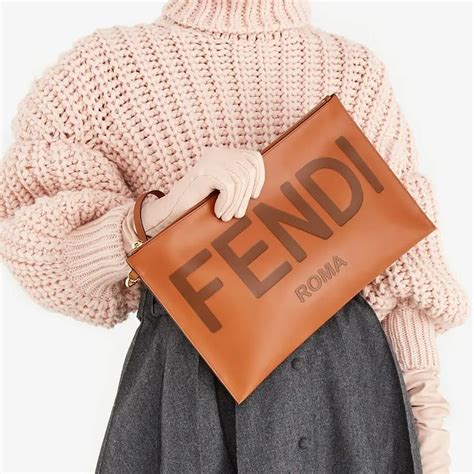 foto fendi formato grande|Fendi .